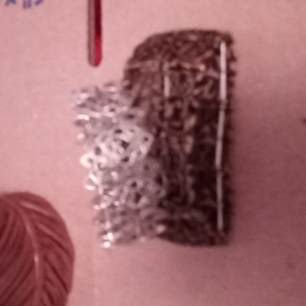 Bracelets - Picture 4 of 4